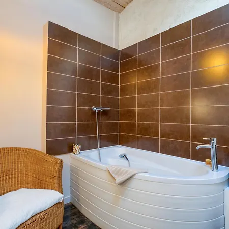 Frühstückspension Calmace 3*